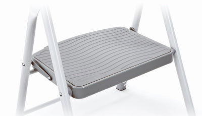 Rubbermaid® RMS-1 Single-Step Steel Step Stool, 225 Lbs Weight Capacity