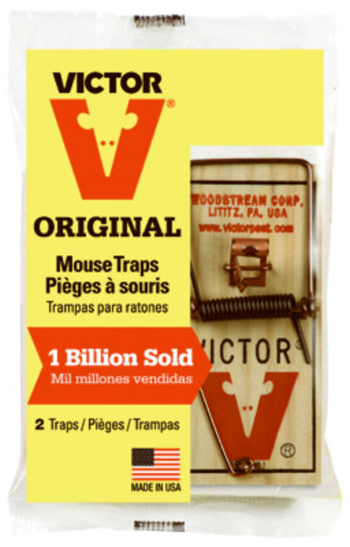 Victor® M150 Metal Pedal Mouse Traps, 2-Pack