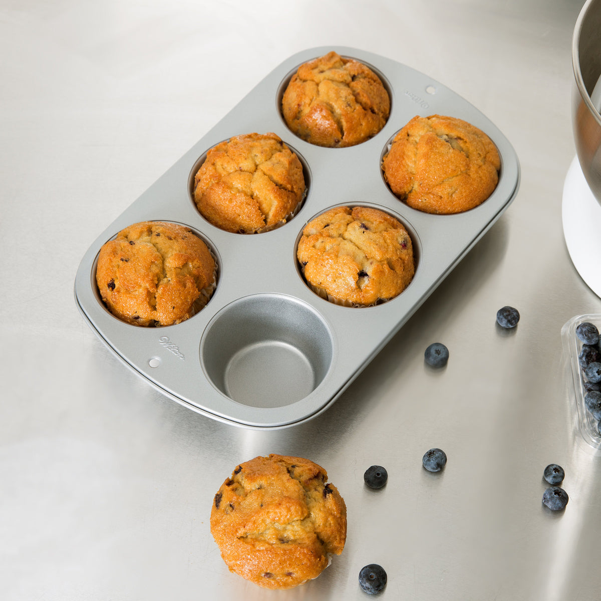 Wilton Recipe Right Muffin Pan, 6 Cup, Non-Stick