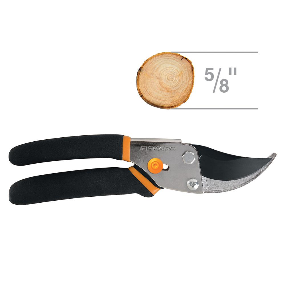 Fiskars 91095935 Traditional Bypass Pruner with Non-Slip Grip, 5/8" Cut