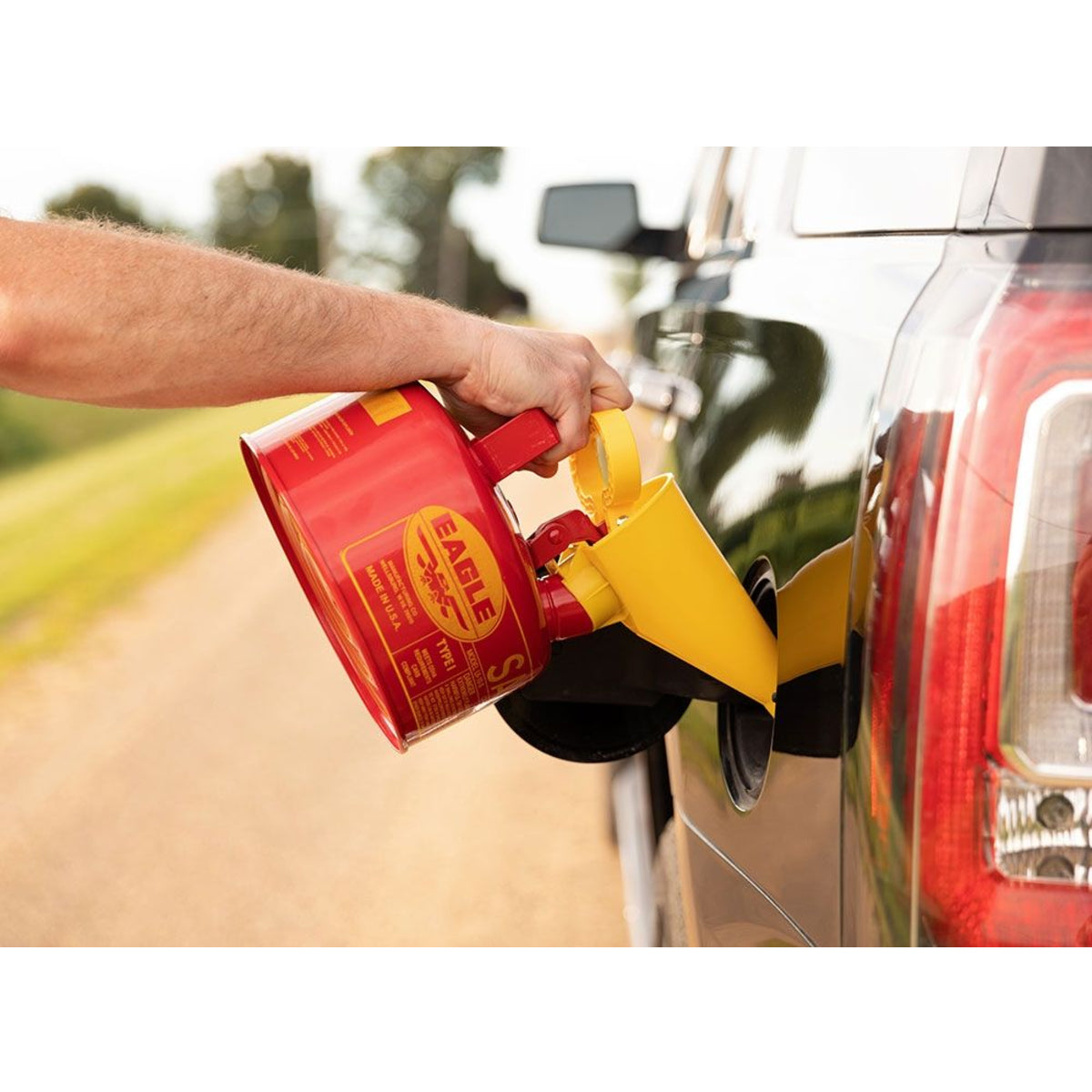 Eagle UI-10-FS Type I Safety Can with Removable F-15 Funnel, Red, 1-Gallon