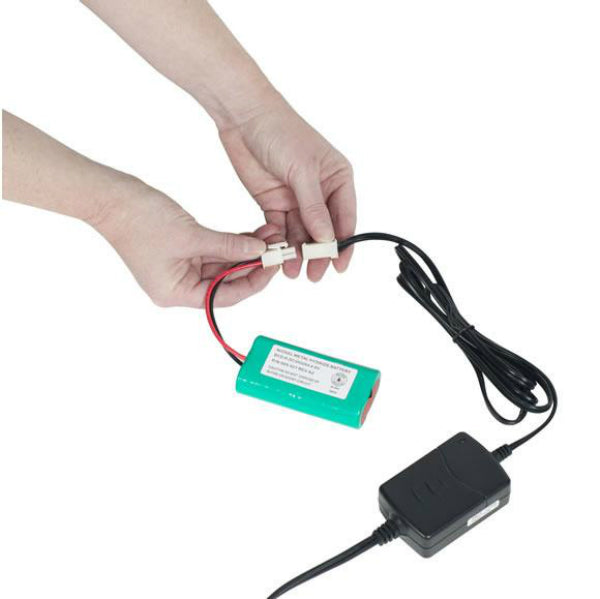 Mosquito Magnet® MM120033 Remote Battery Charger for Liberty Plus & Executive