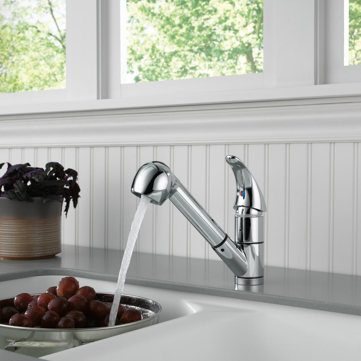 Peerless P18550LF Kitchen Pull-Out Faucet, Single Lever, Chrome Finish, 1.80 GPM