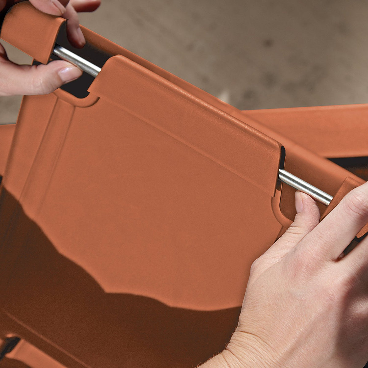 Fiskars Pottery 482121-1001 Hanging Garden Planter System, Clay, 3-Piece