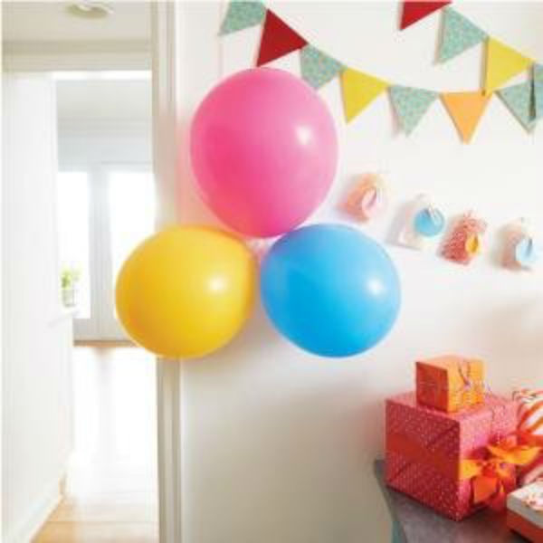 Command™ 17801CLR-ES Party Balloon Buncher, Small, Clear, 3-Bunchers & 4-Strips