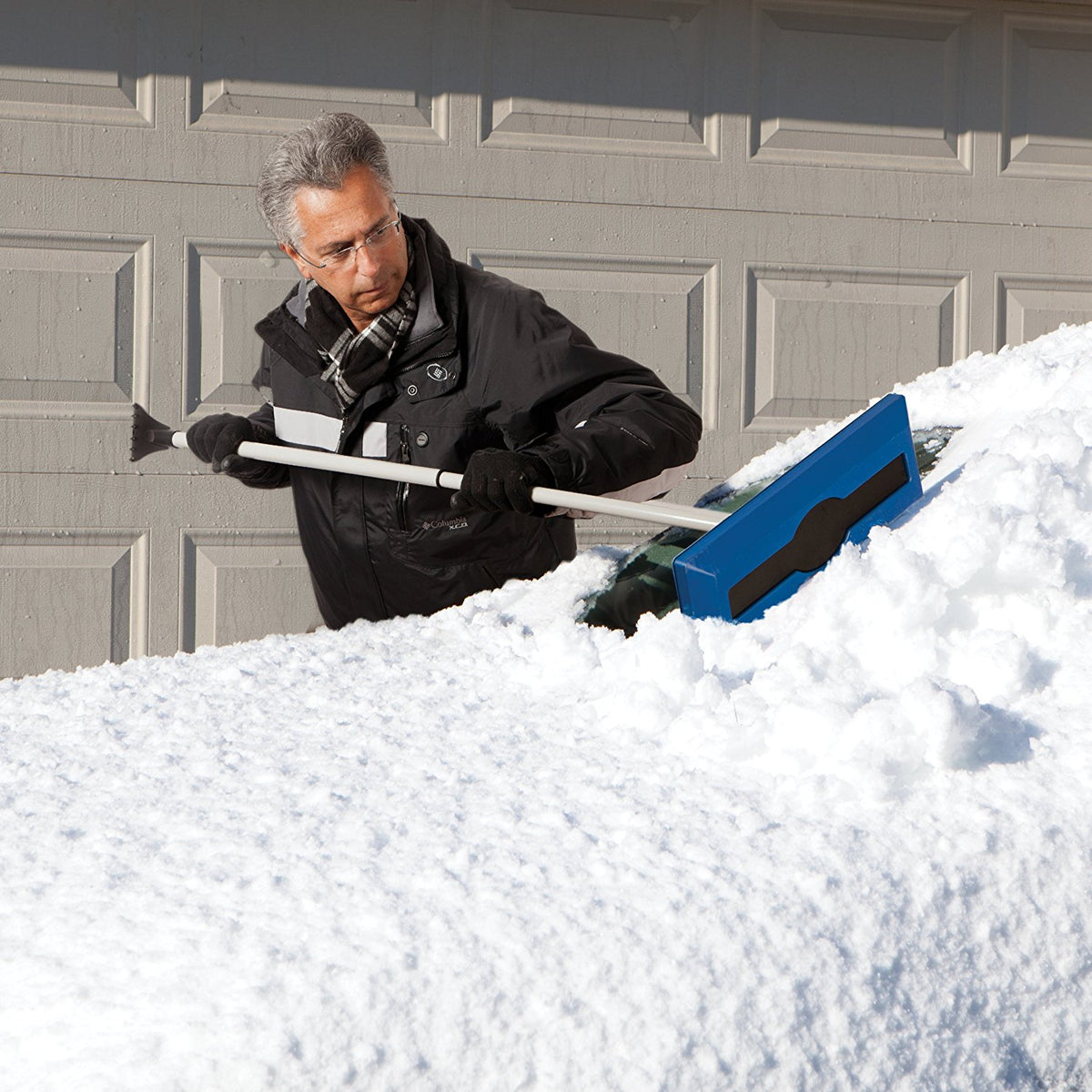 Snow Joe SJBLZD Auto-Locking Telescoping Snow Broom with Ice Scraper, 30"-49"