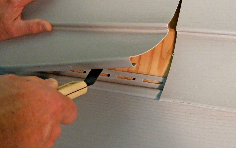 Midwest Snips® MWT-ST Siding Removal Tool with Regular Wooden Handle