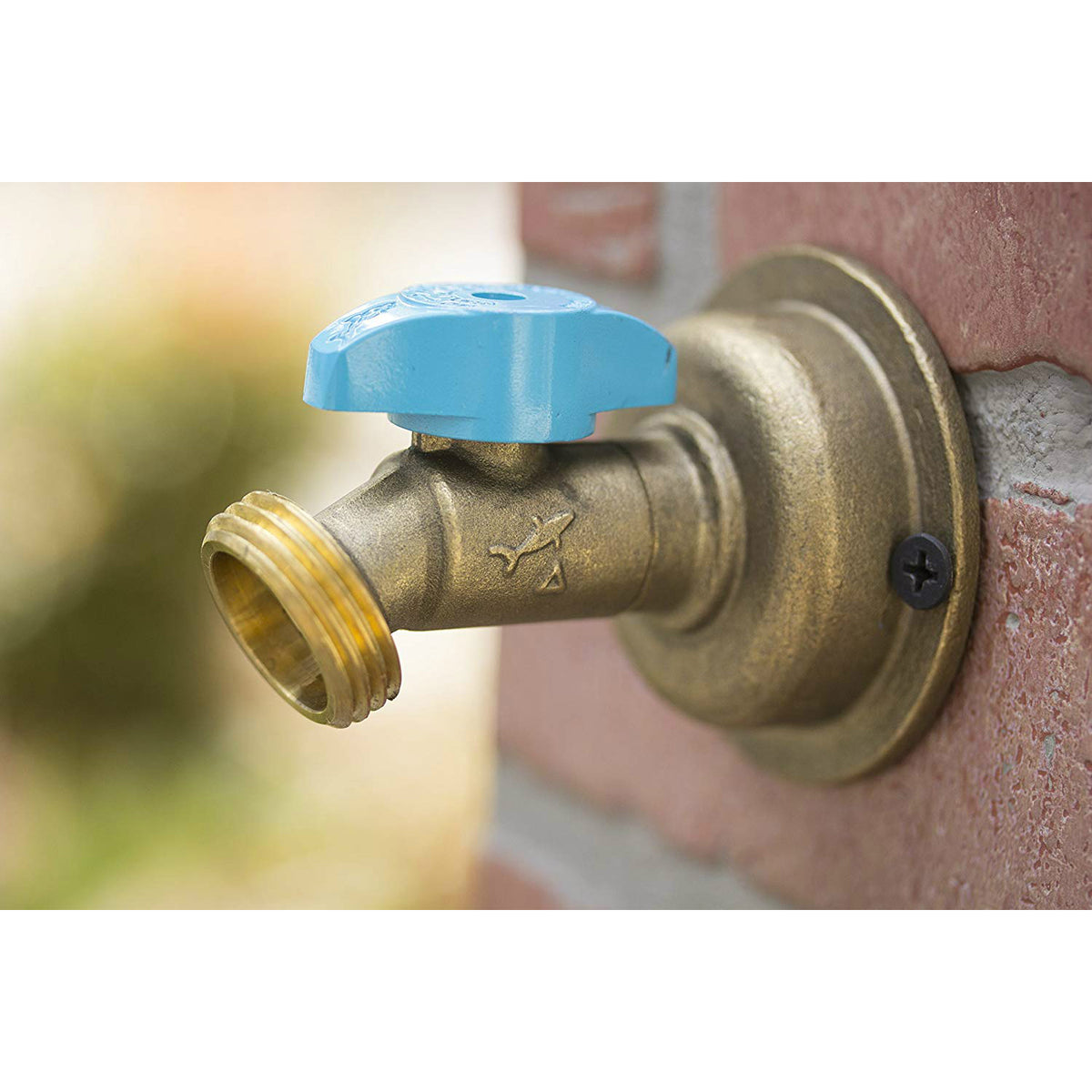 SharkBite 24630LF Quarter Turn No-Kink 45-Degree Hose Bibb, 1/2" x 3/4" MHT