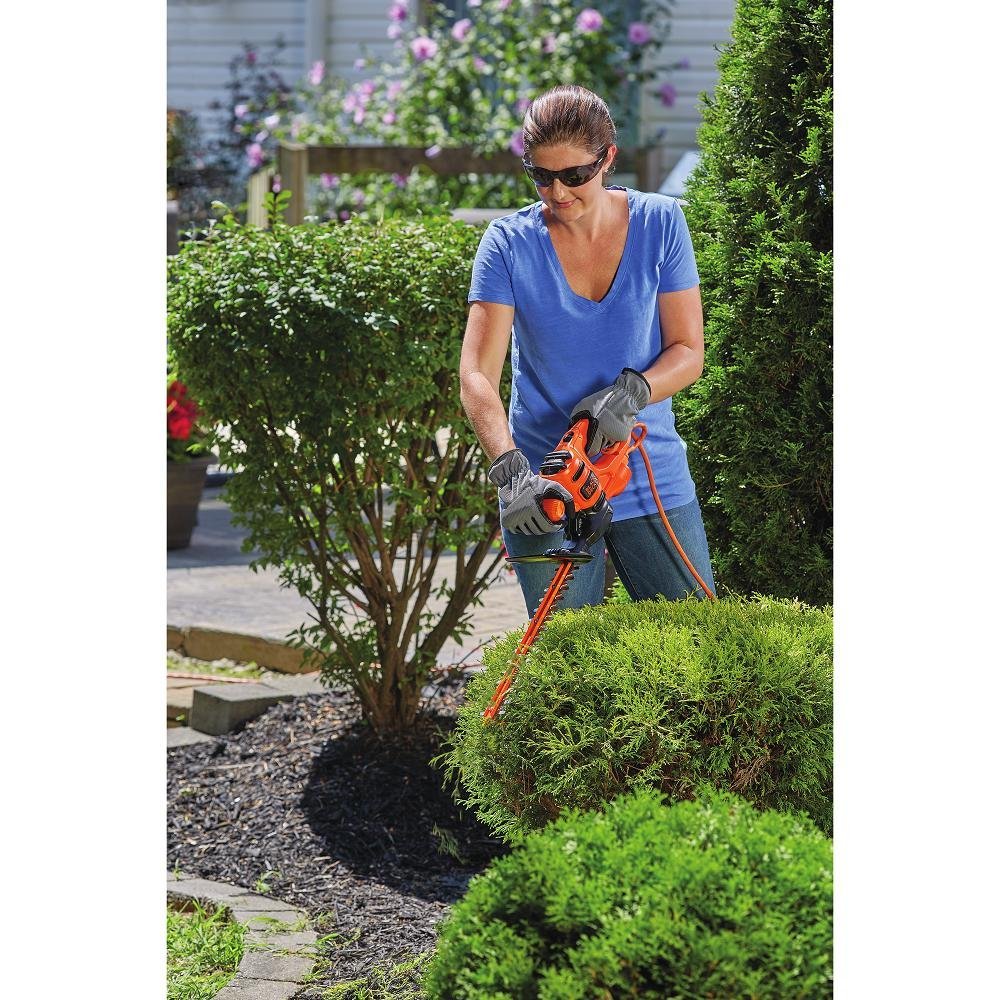 Black & Decker BEHT100 Electric Hedge Trimmer, 16" L