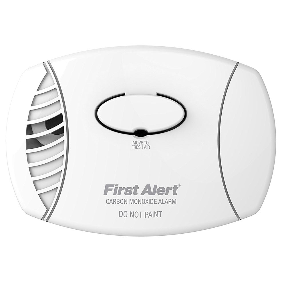 First Alert 1039718/CO400 Basic Battery-Operated Carbon Monoxide Alarm, 9V