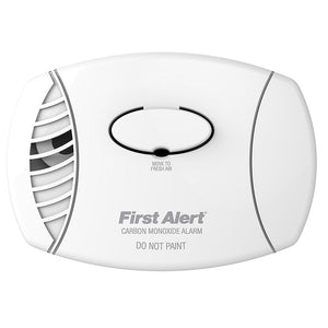 First Alert 1039718/CO400 Basic Battery-Operated Carbon Monoxide Alarm, 9V