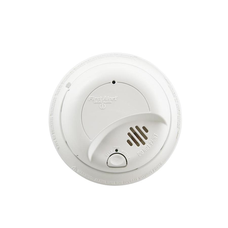 First Alert 1039939 Hardwired Smoke Alarm with with 10-Year Battery Backup