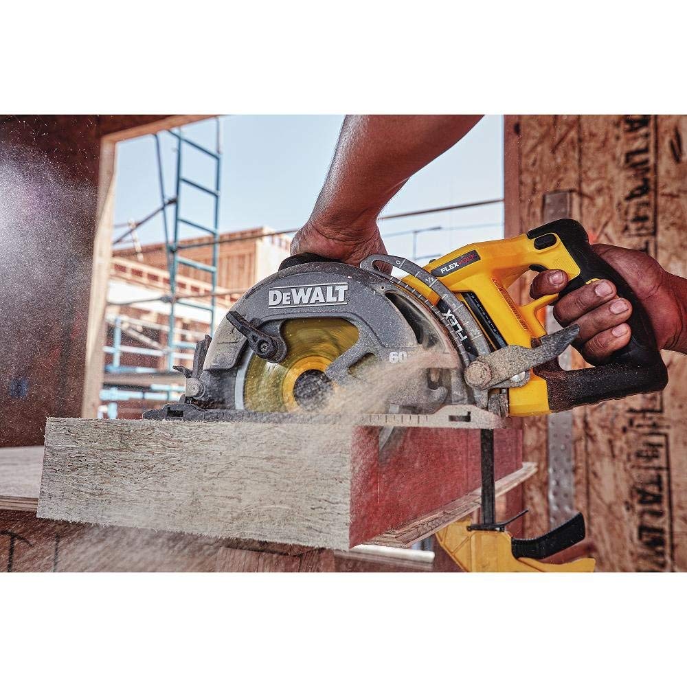 DeWalt DCS577X1 FLEXVOLT Cordless Worm Drive Saw 9.0Ah Battery Kit, 60V, 7-1/4"