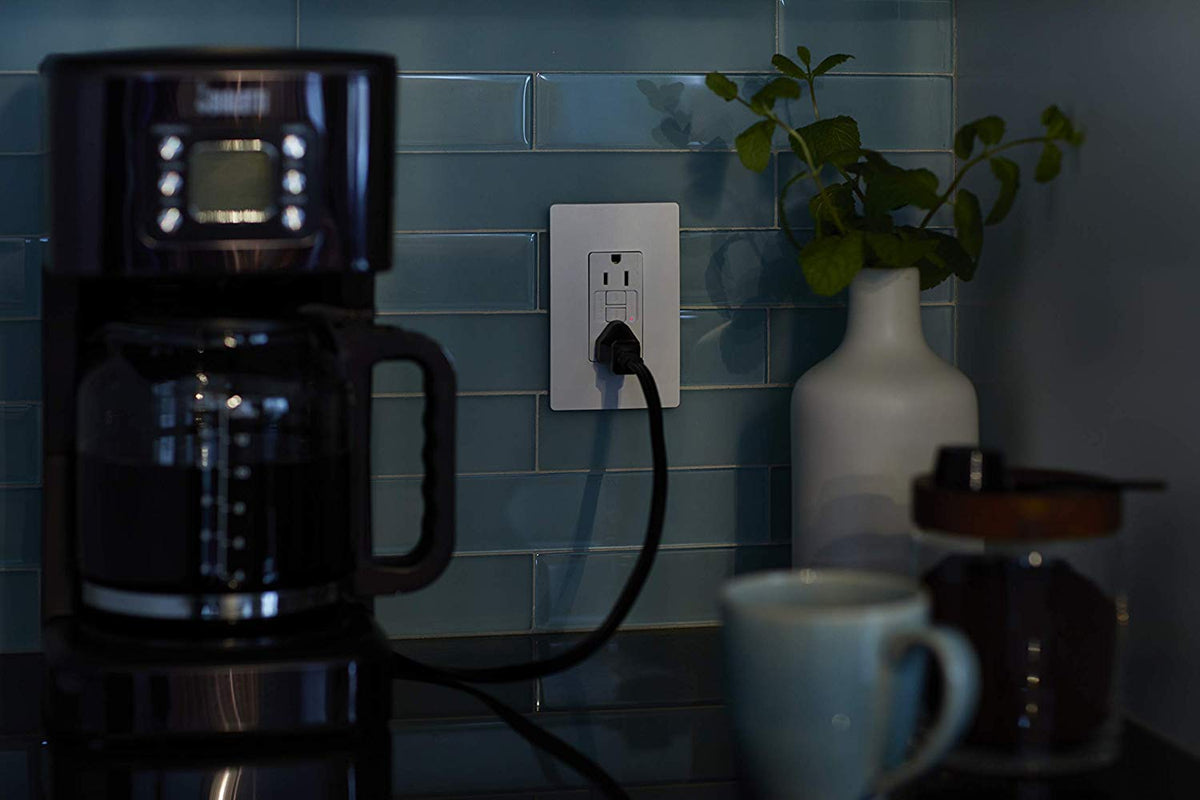 Legrand 1597TRW3PKCC4 Radiant Self-Test Duplex GFCI Outlet, White, 15A, 3-Pack