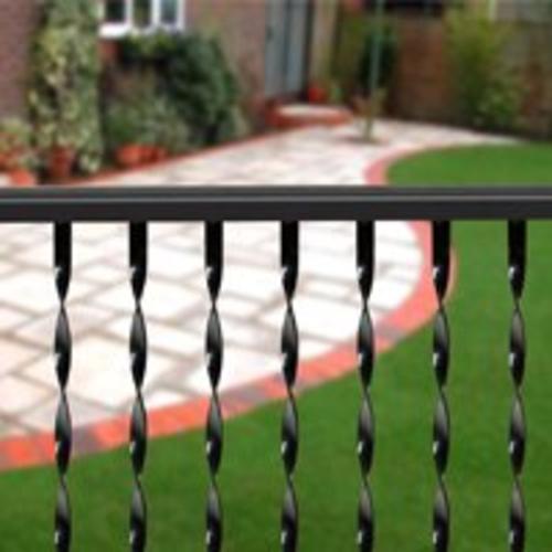 LL Building TR475 Traditional Twisted Ornamental Iron Railing, 4&#039;