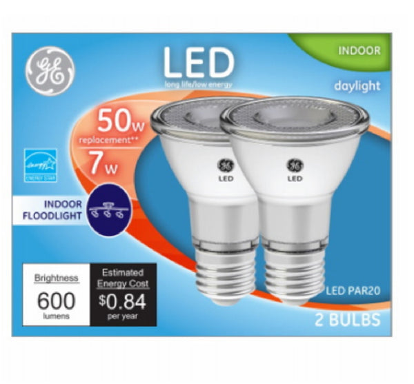 GE 93124156 Directional LED Light Bulb, 7 Watts