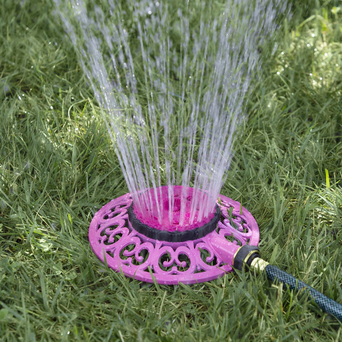 Melnor SP15688RR Sprout 8-Pattern Sprinkler, Raspberry Red