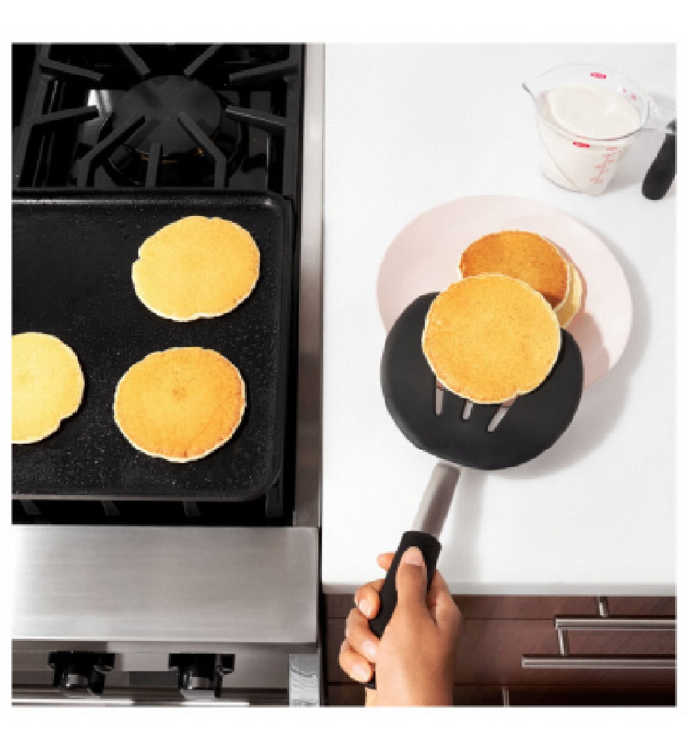 Oxo 1071533 Silicone Flexible Pancake Turner, Black