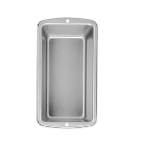 Wilton 191003159 Recipe Right Non-Stick Medium Loaf Pan, Silver